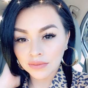 Meet your Posher, Alma